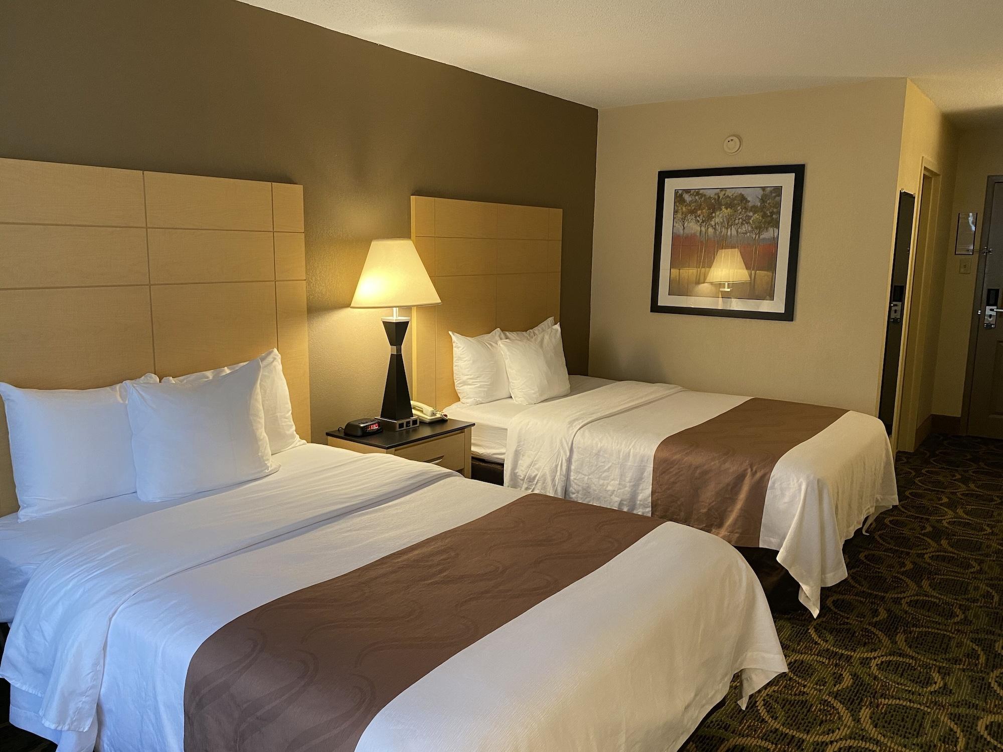 Quality Inn Geneseo Esterno foto