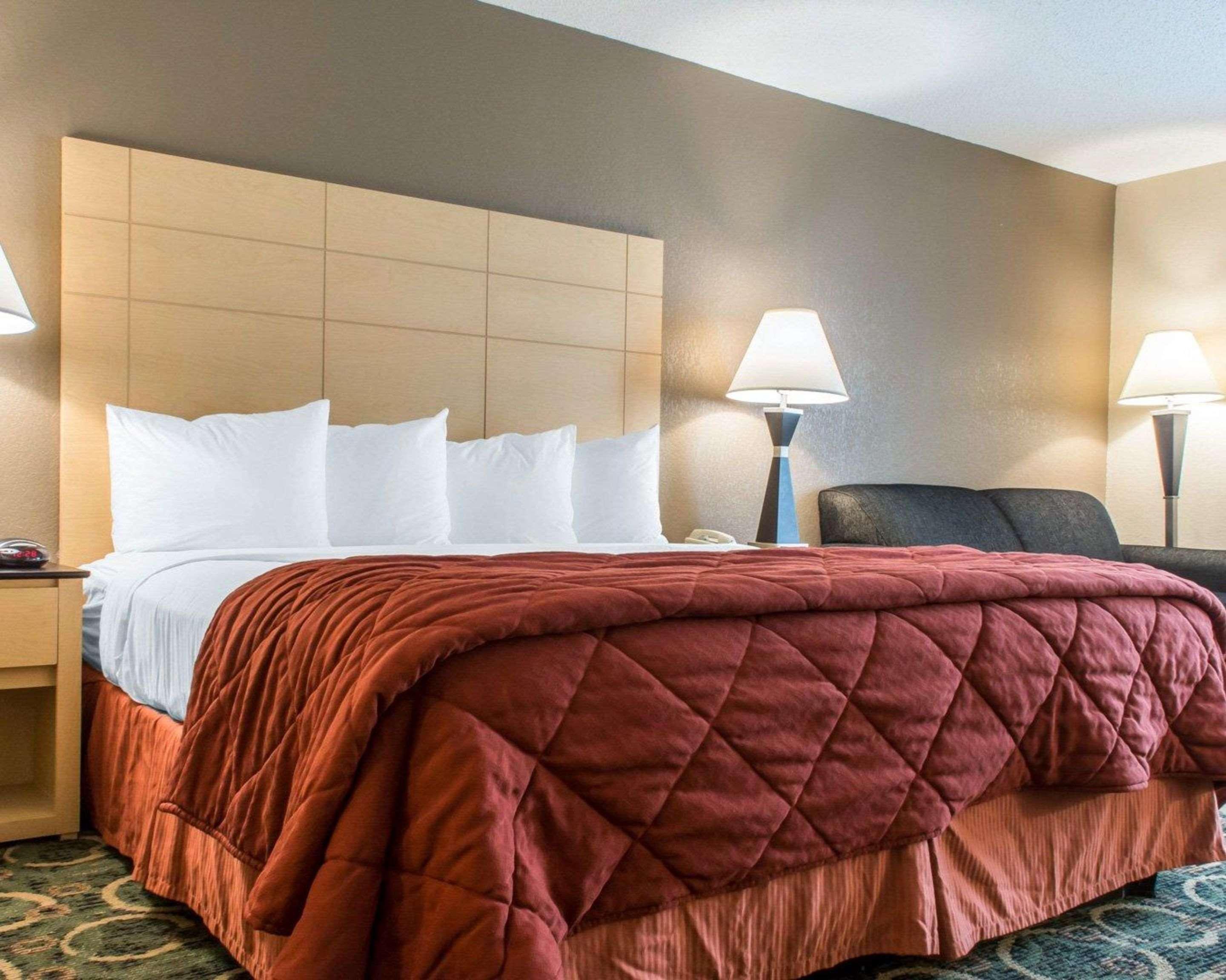 Quality Inn Geneseo Esterno foto